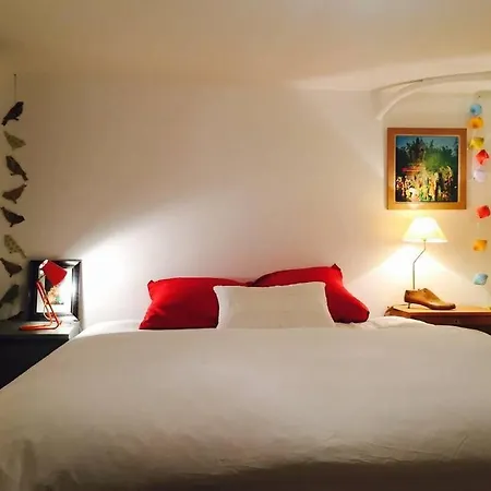 Apartment Atypique Paris