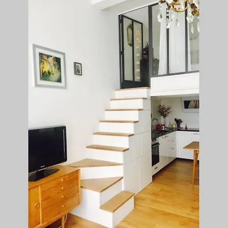 Atypique Apartment Paris